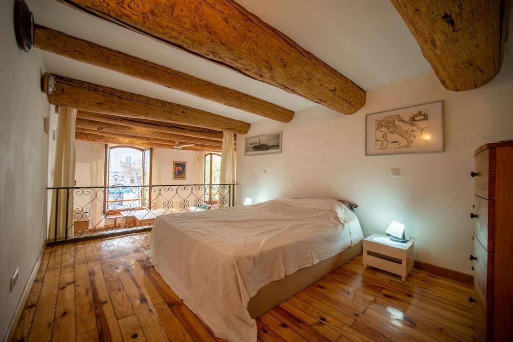 Air-Conditioned Loft In The Heart Of The Old Port Marseille Ngoại thất bức ảnh